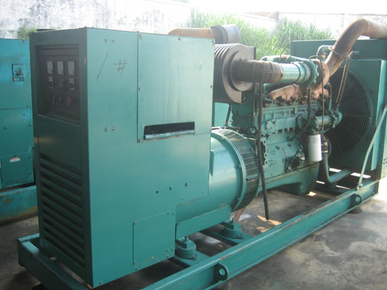 米林租赁发电机- 发电机碳刷磨损的原因是什么