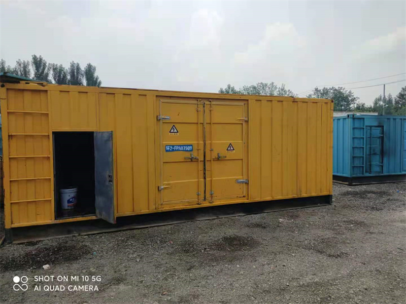 米林200KW柴油发电机组需要配备什么型号的电缆线？