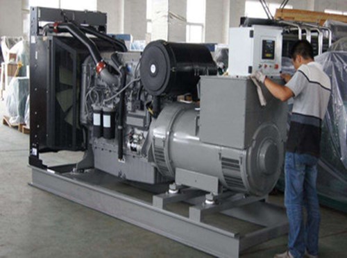 米林柴油发电机组和储能设备配合使用的案例