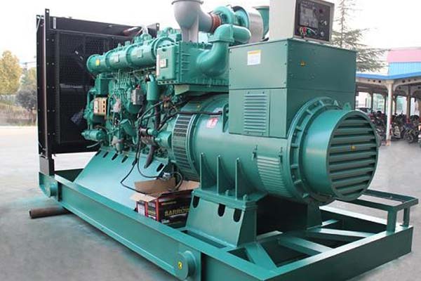 米林工厂发电机应急发电中如何优化燃油储备管理？