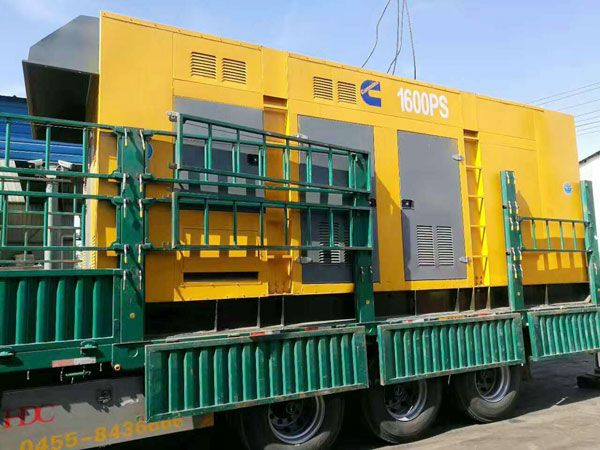 米林测量水冷式机油散热器密封件尺寸时的注意事项有哪些？